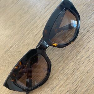 DEZI Black and Brown Sunglasses